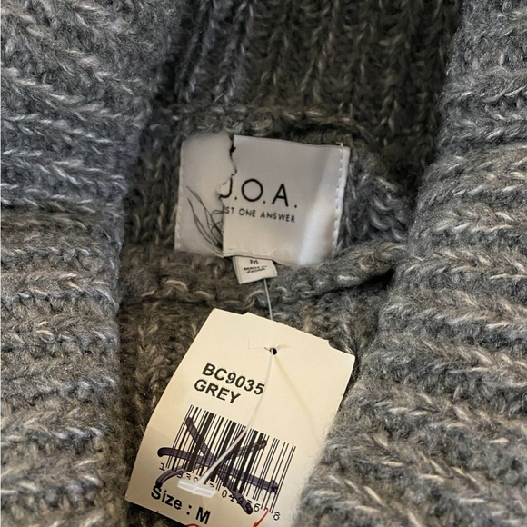 JOA Oversized Crop Chunky Turtleneck Sweater Grey Womens Size Medium - Picture 10 of 13